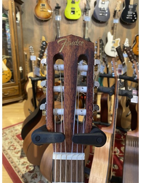 Fender FA-15N 3/4 klassikaline nailonkeeltega kitarr