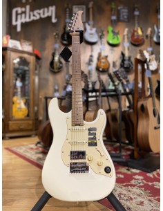 Mooer GTRS Standard 801 Intelligent Guitar Vintage White