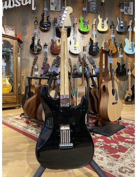 Fender Standard Stratocaster Left-Handed MN Black 2007