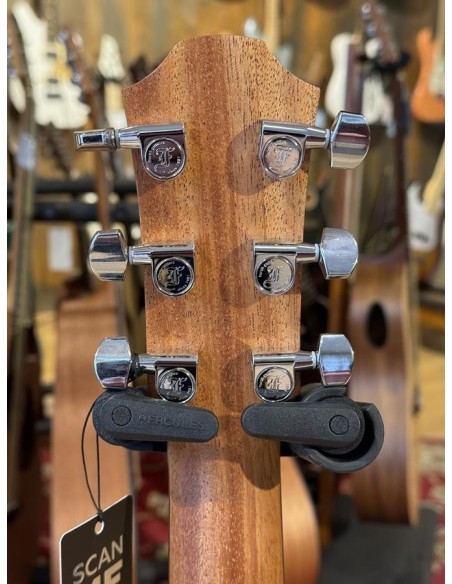 Furch Pioneer ER w/ LR Baggs Element VTC