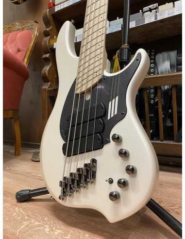 Dingwall NG-3 Adam "Nolly" Getgood Signature Ducati Pearl White