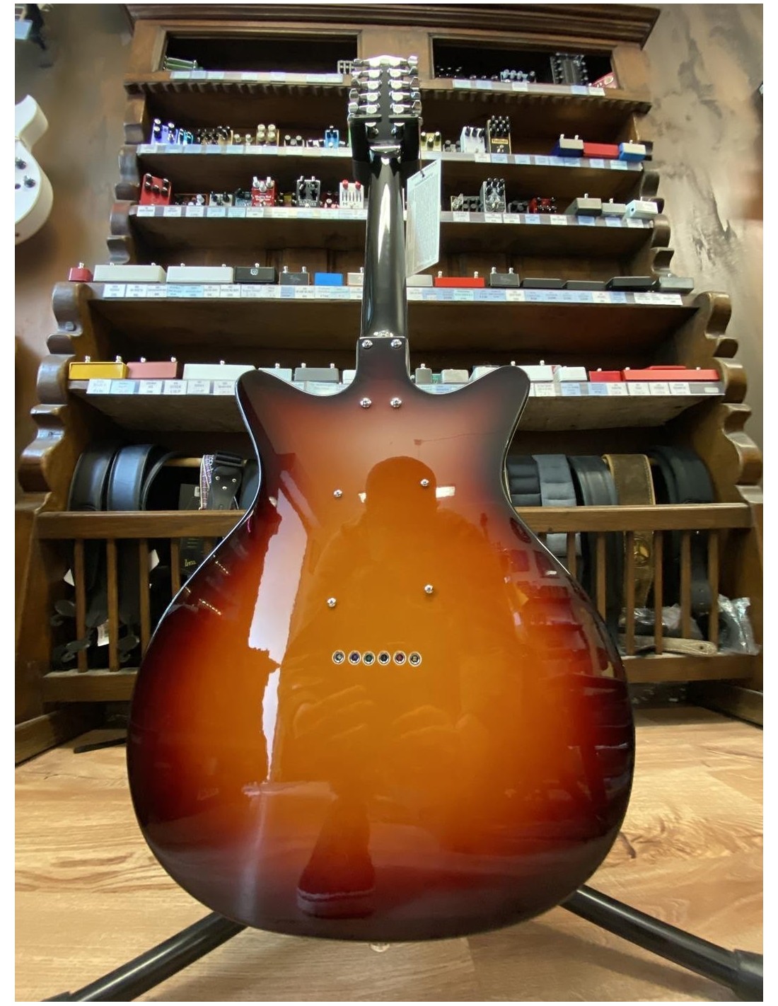 danelectro 12 string cherry sunburst