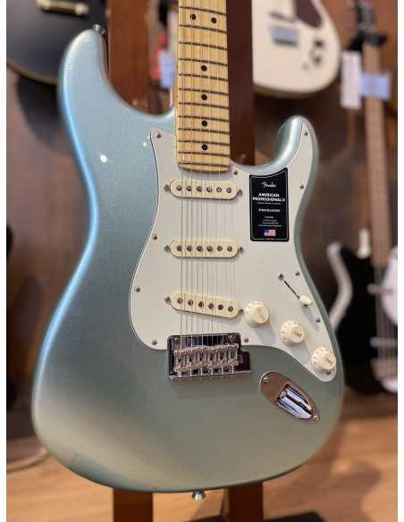 Fender American Professional II Stratocaster MN Mystic Surf Green